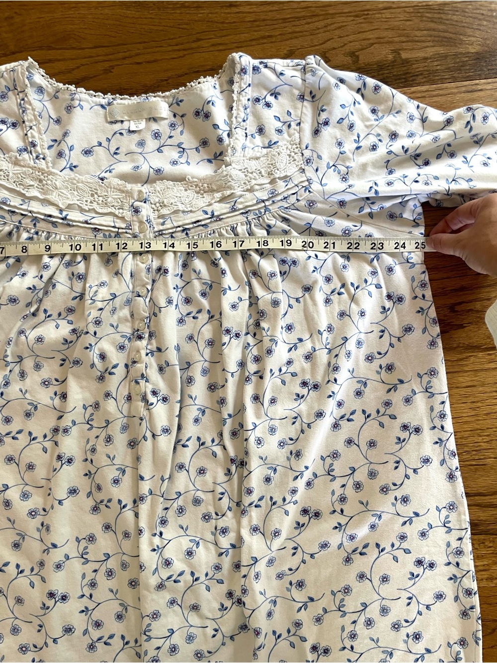 Eileen West Cotton Blue Floral Lace Yoke Nightgown Cottagecore Size XL Grandma - Picture 6 of 10